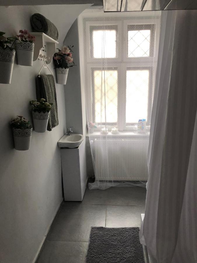 Godot Apartman Miskolc Exterior photo
